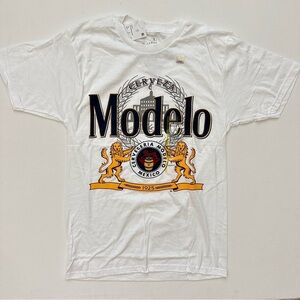 Modelo White and Gold Graphic Tee Size S Men